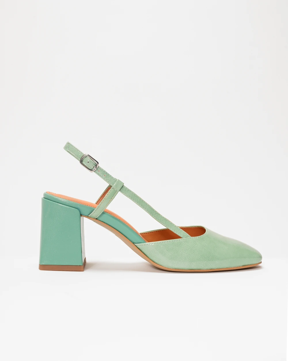 Les slingbacks FERNANDO en cuir vernis vert d'eau et cuir bleu azur, des souliers féminins, élégants et confortables